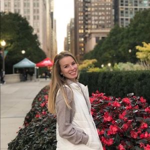 Meet your Posher, Gabriella